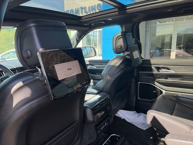 2022 Jeep Wagoneer Series III