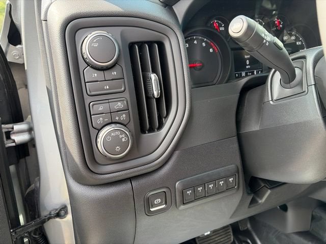 2026 Chevrolet Silverado 3500 HD WT DRW