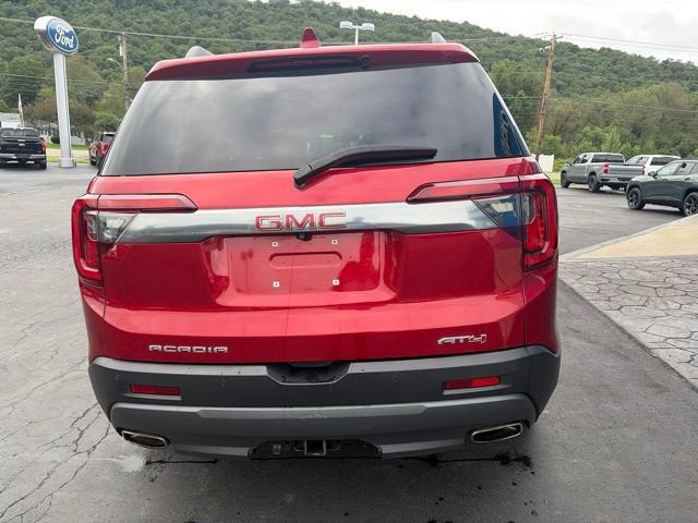 2021 GMC Acadia AT4