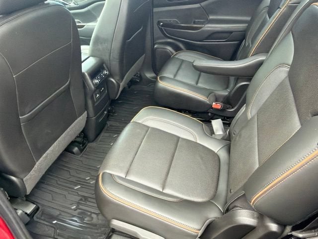 2021 GMC Acadia AT4