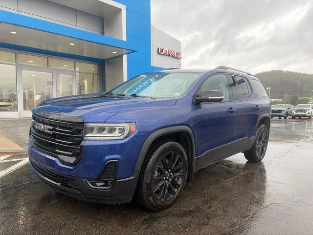 2023 GMC Acadia SLT