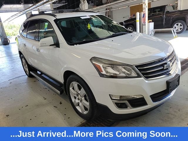 2017 Chevrolet Traverse LT
