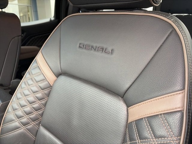 2023 GMC Canyon Denali