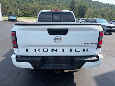 2022 Nissan Frontier SV