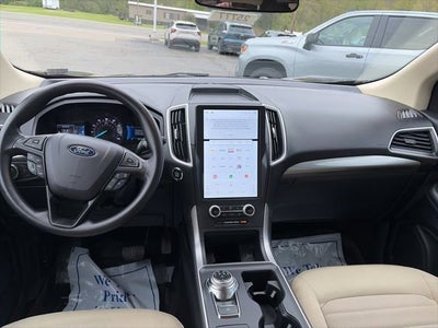 2022 Ford Edge SE