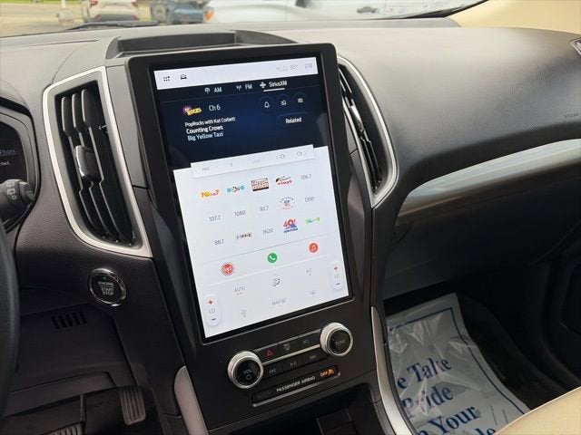 2022 Ford Edge SE