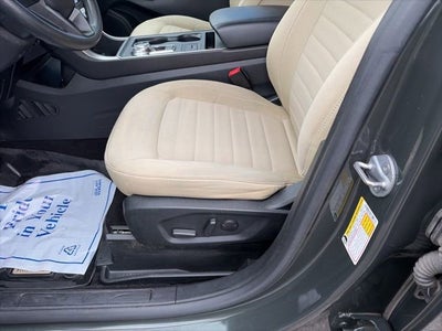 2022 Ford Edge SE