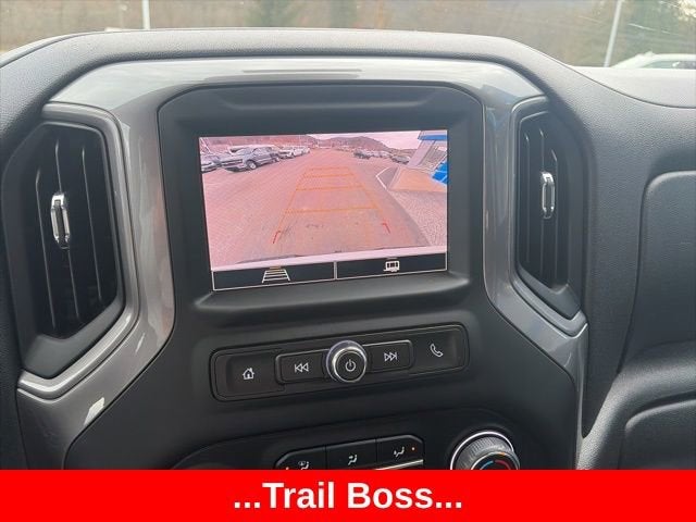 2022 Chevrolet Silverado 1500 Custom Trail Boss