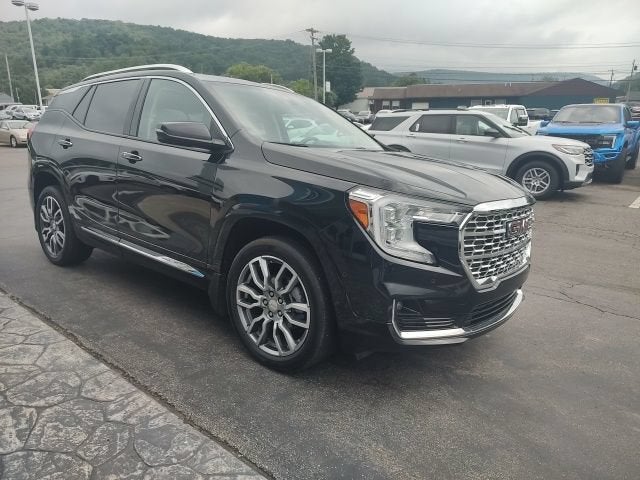 2022 GMC Terrain Denali