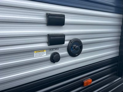 2020 CHEROKEE TRAILER Base
