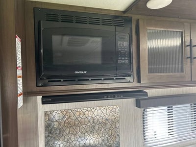 2020 CHEROKEE TRAILER Base