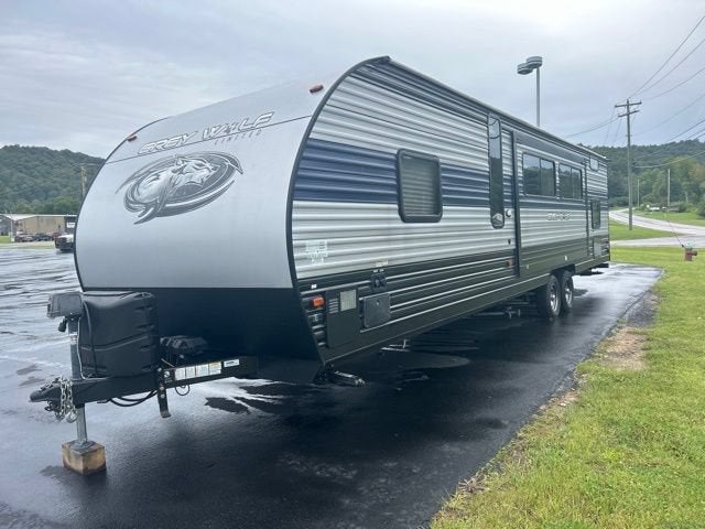 2020 CHEROKEE TRAILER Base