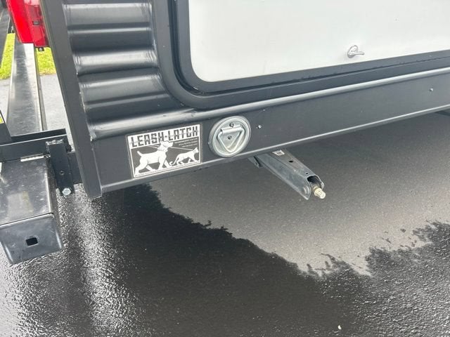 2020 CHEROKEE TRAILER Base