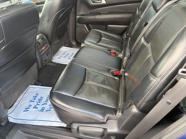 2017 Nissan Pathfinder Platinum