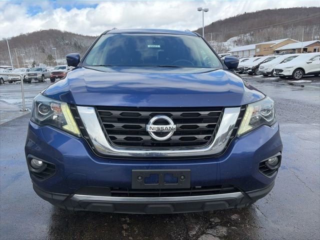 2017 Nissan Pathfinder Platinum