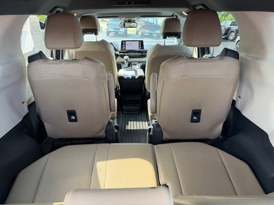 2021 Toyota Sienna XLE
