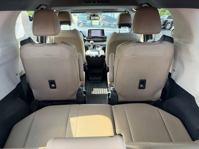 2021 Toyota Sienna XLE