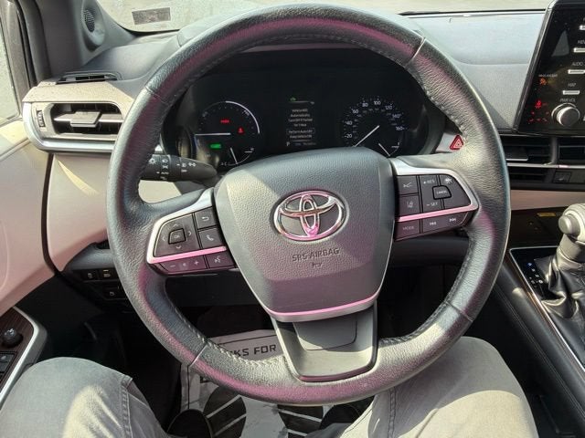 2021 Toyota Sienna XLE