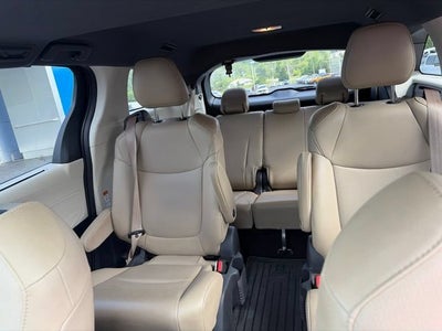 2021 Toyota Sienna XLE