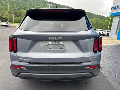 2023 Kia Sorento LX