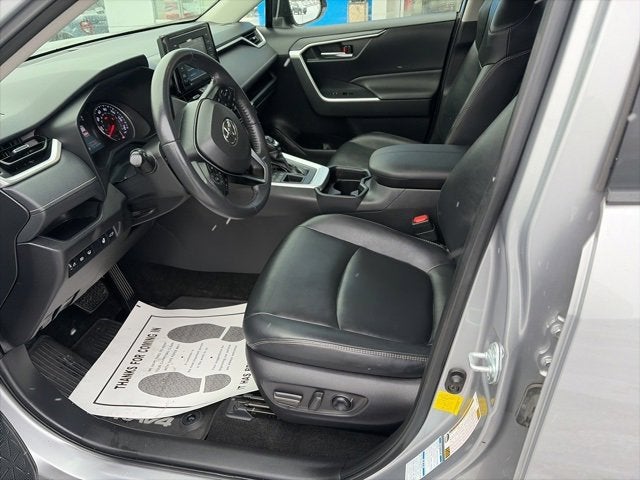 2020 Toyota RAV4 XLE Premium